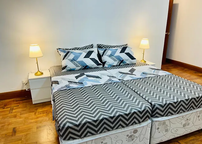 Letstay Near Okada 3br 366 Sqm Apartamento Manila